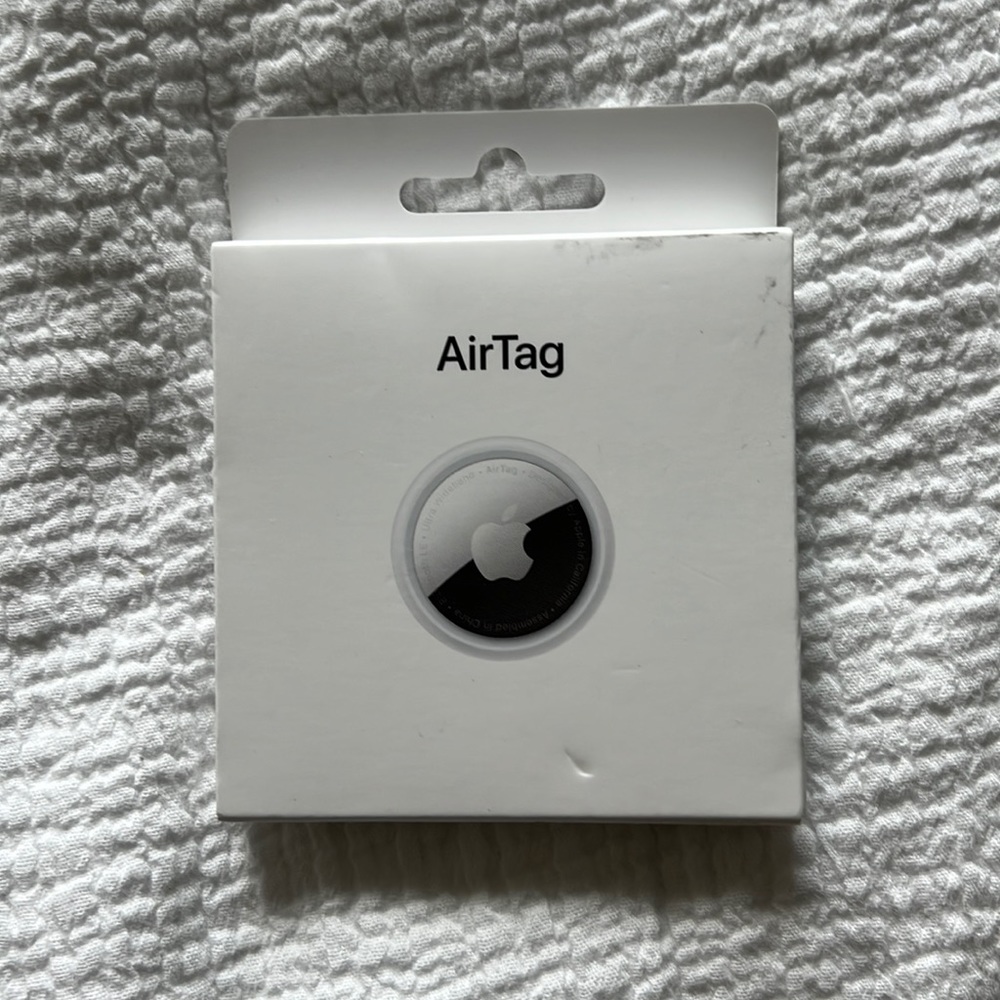 Apple air tag